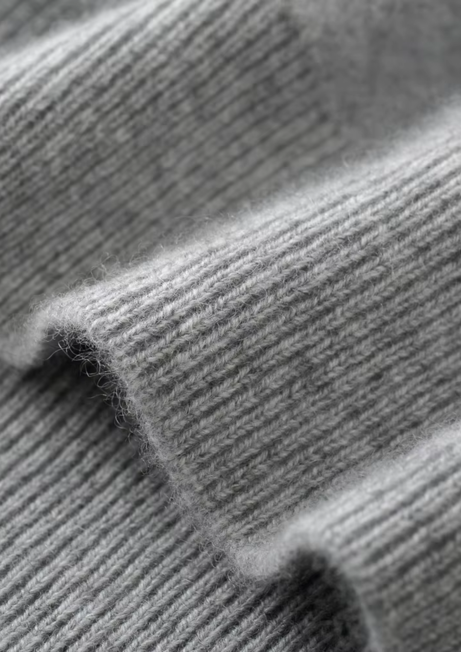 PURE EXTRA-jemná merino vlna v-pletený kardigan