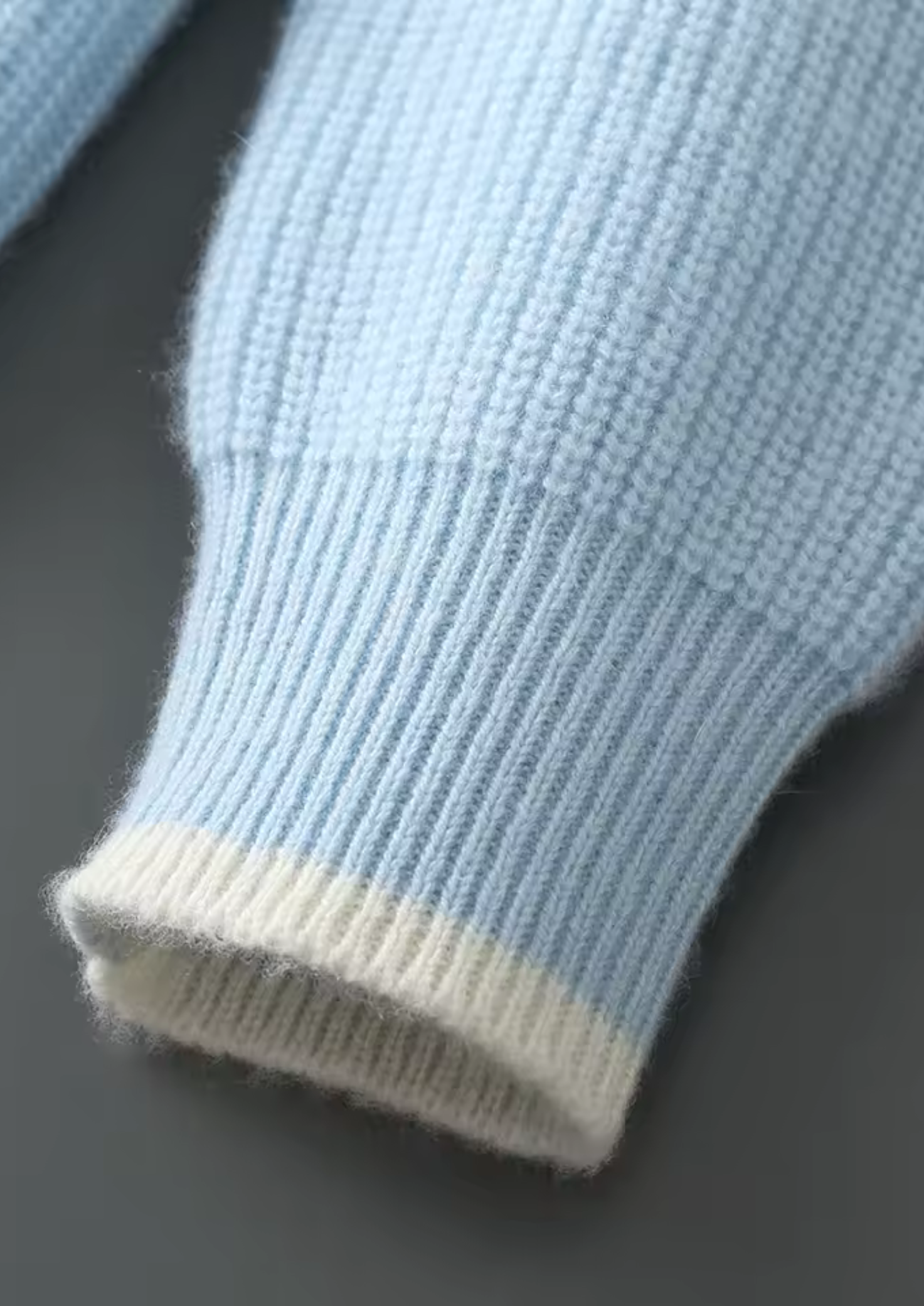 PURE JEMNÁ MERINO VLNA DVOJIBAREVNÝ POSÁDKOVÝ SVETR