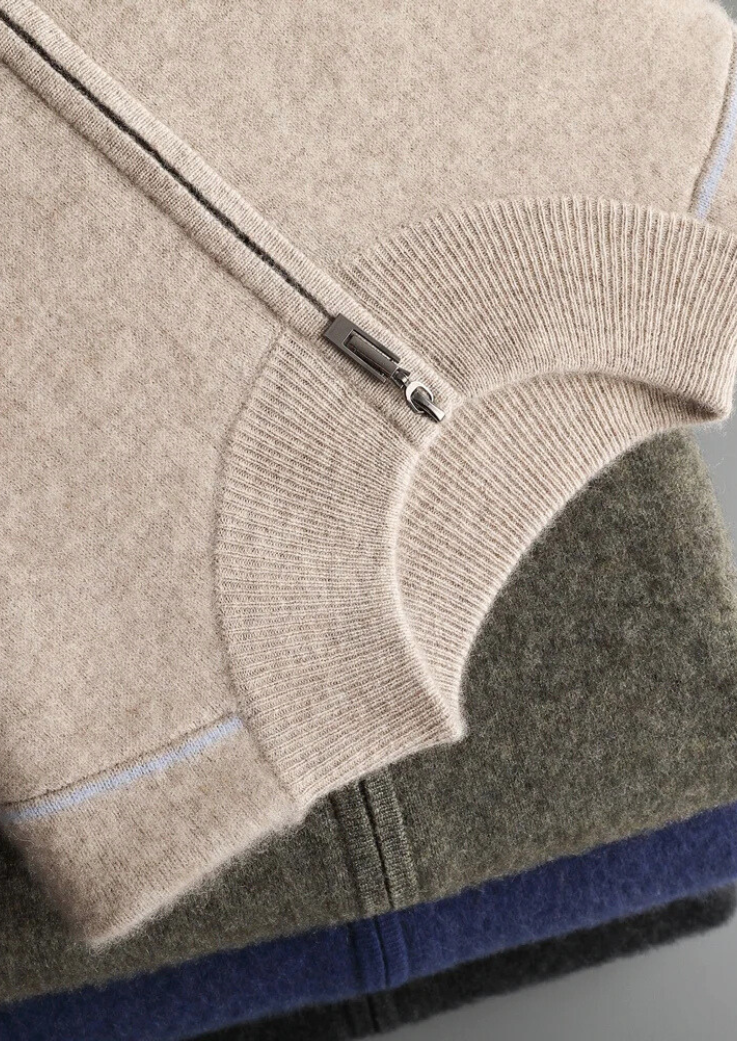 PREMIOVÝ KAŠMÍROVÝ dvoubarevný zipový svetr