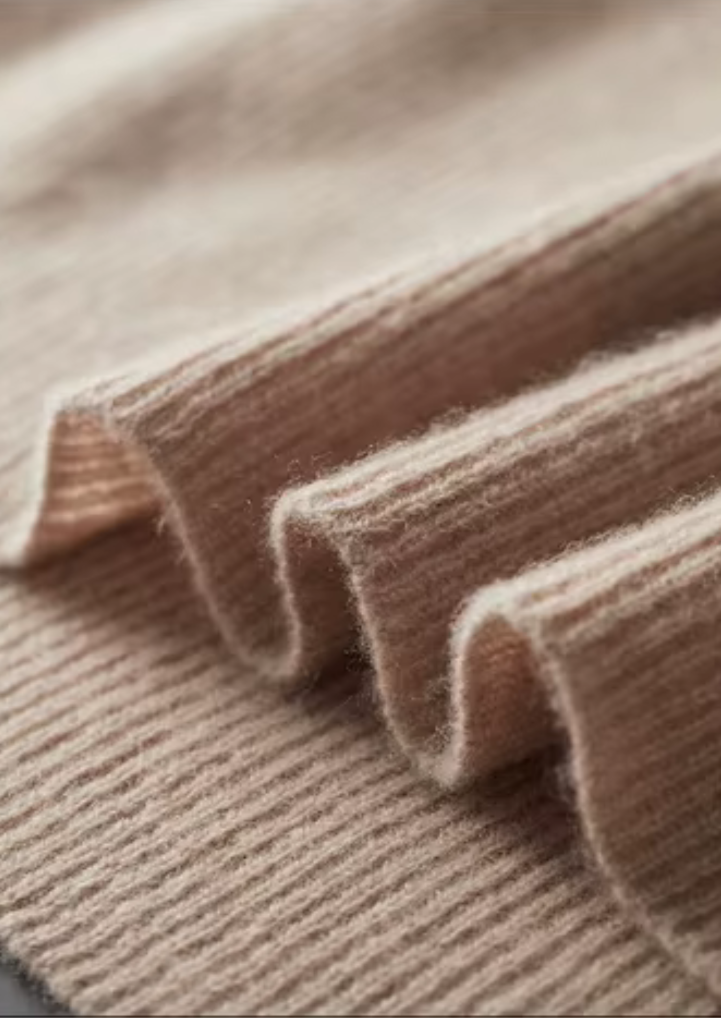 PURE EXTRA-JEMNÁ MERINO VLNA S DVOJITOU BARVOU SE ZIPEREM SVETR POLO