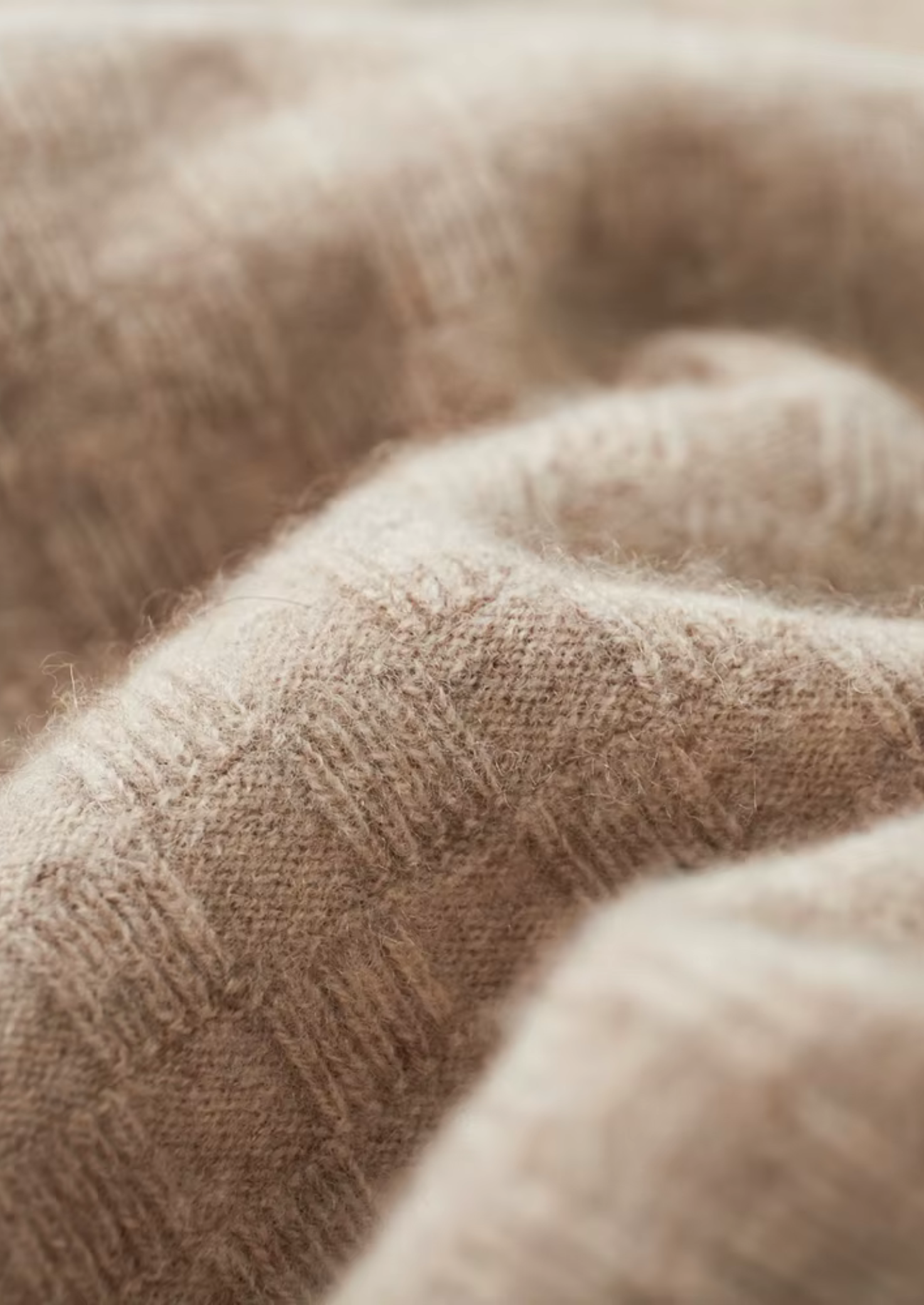 Prémiový žebrovaný svetřík z kašmíru