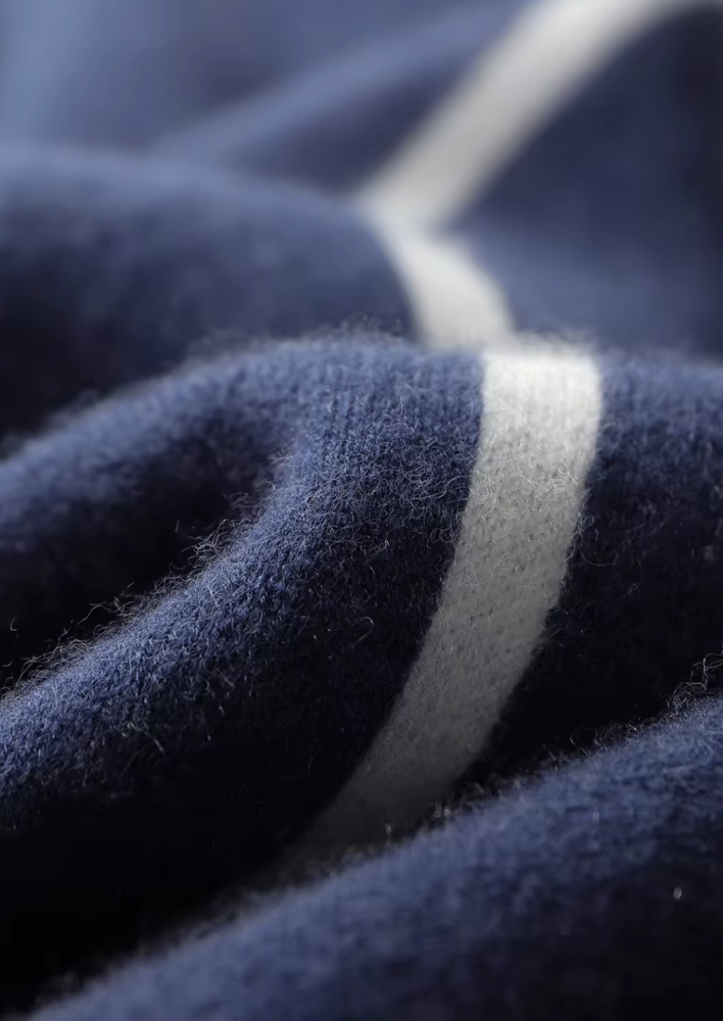 Prémiová souprava z kašmíru pro volný čas