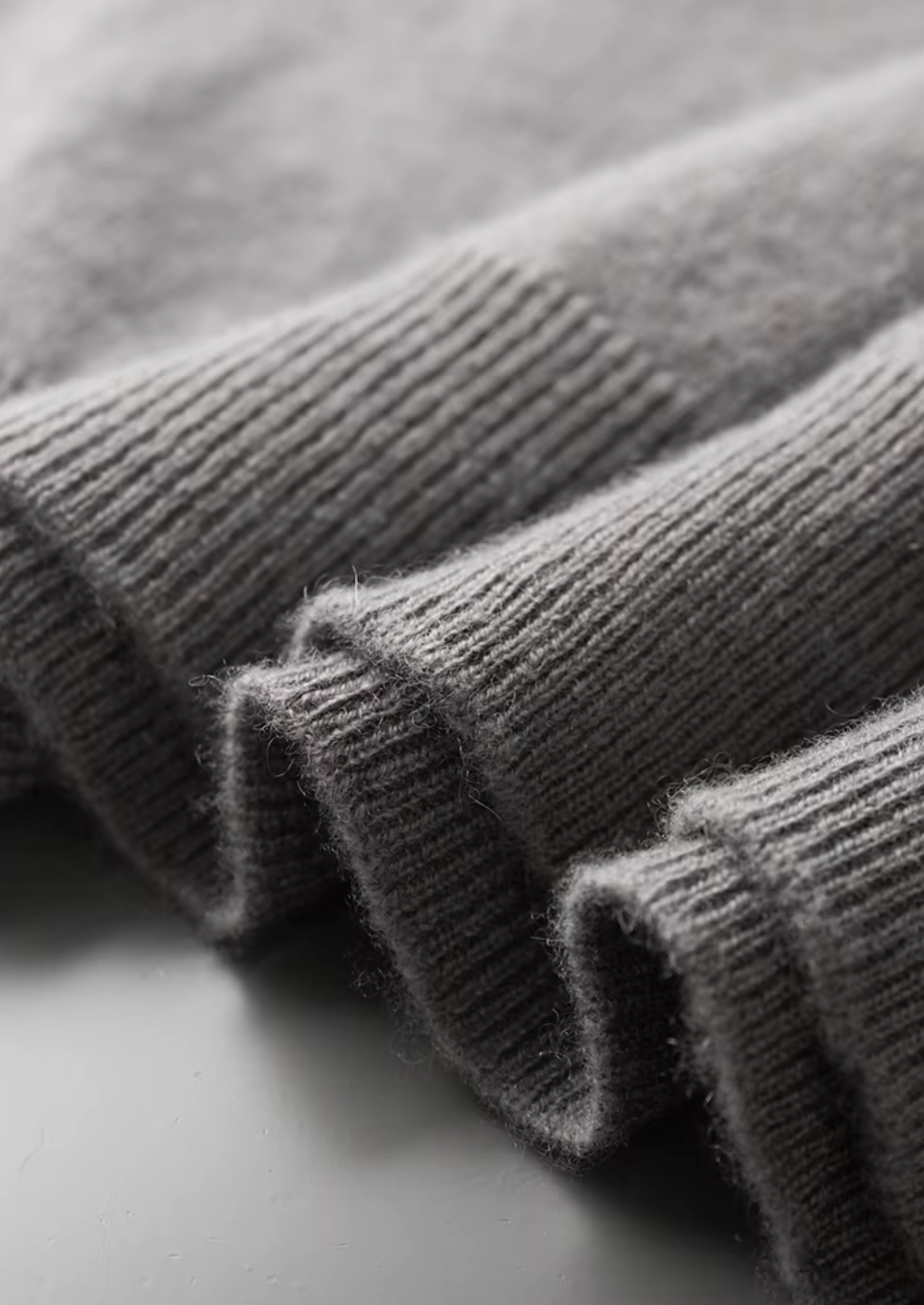 PREMIÉRNÍ MIKINOVÝ KAŠMÍROVÝ TSÁŠEK