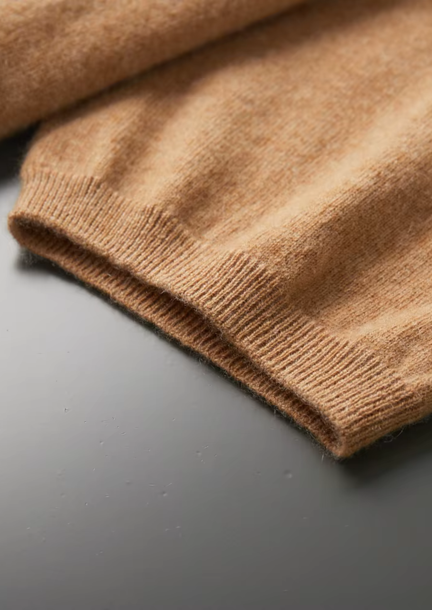 PREMIÉRNÍ MIKINOVÝ KAŠMÍROVÝ TSÁŠEK