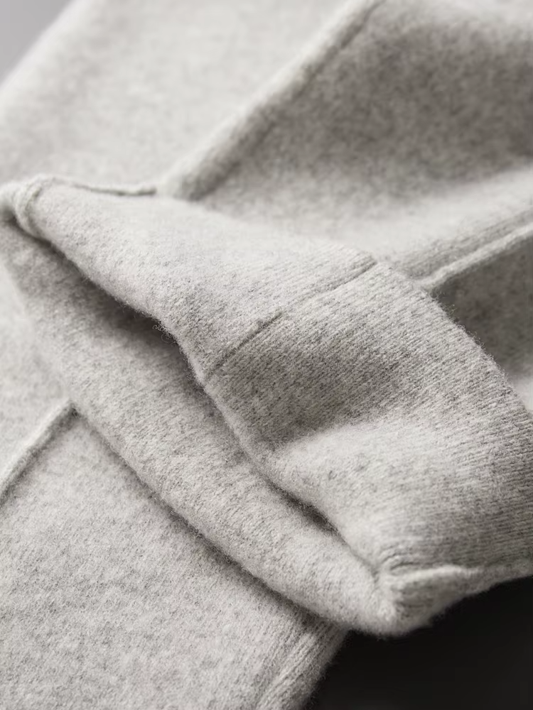 PURE EXTRA-LEAN MERINOVÁ VLNA VOLNOČASOVÉ NOHAVICE