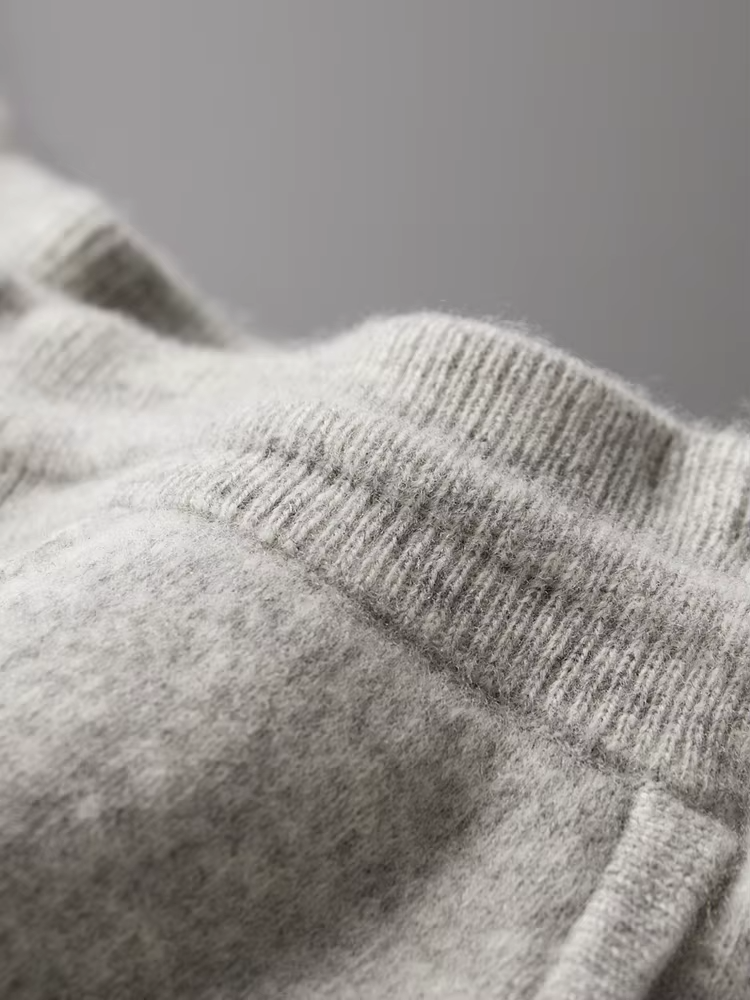 Sada z čisté extra jemné merino vlny s dvoubarevným odstínem